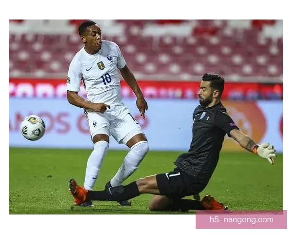 阿瓦伊与欧帕瑞欧PR激战成和 双方零封对手未能破门